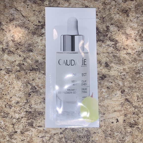 5/$15 😍 Caudalie Vinoperfect Radiance Serum Complexion Correcting Sample Size💙 - Picture 4 of 8